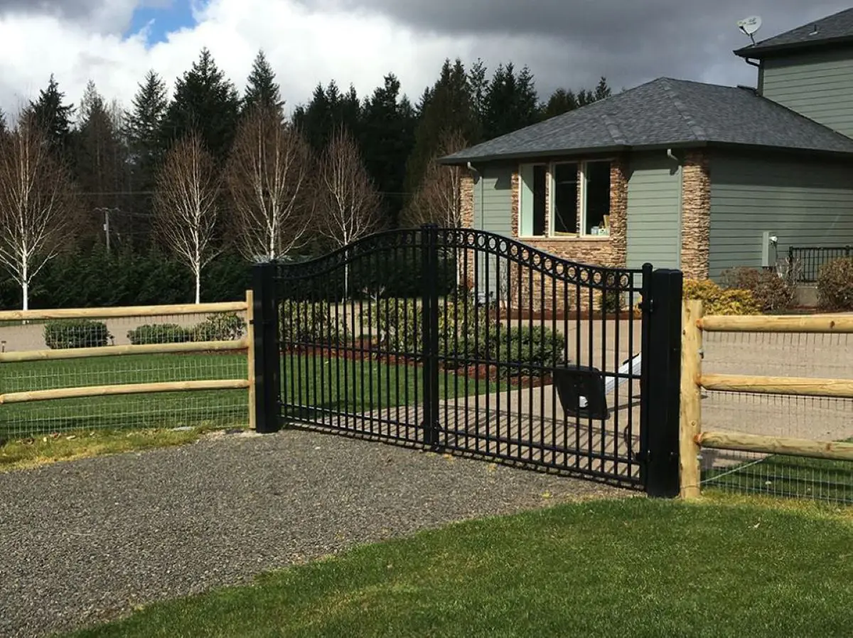 Ornamental Fence Replacement